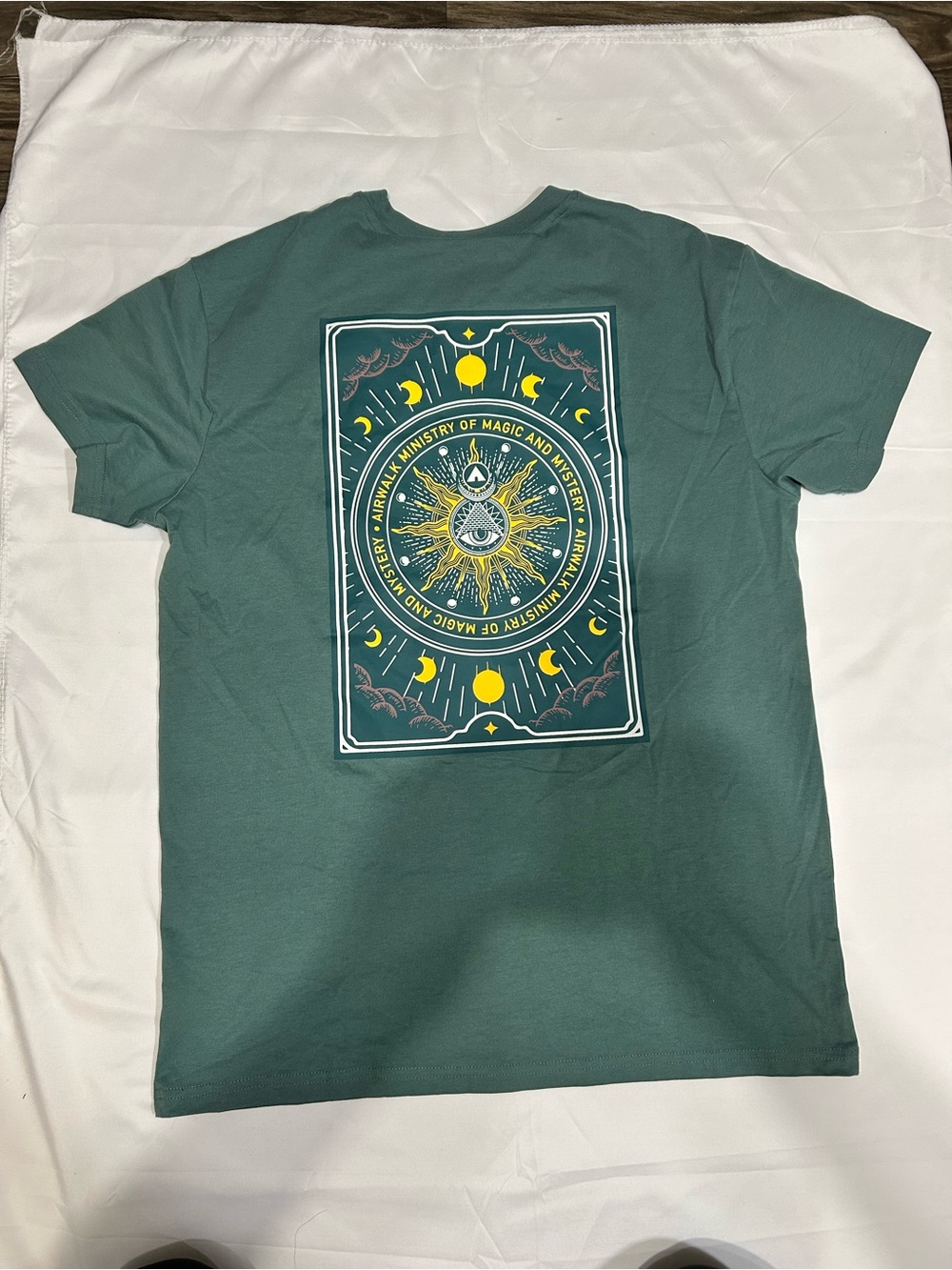 Airwalk Forest Green Short-Sleeve Tee with Mystic Sun Graphic